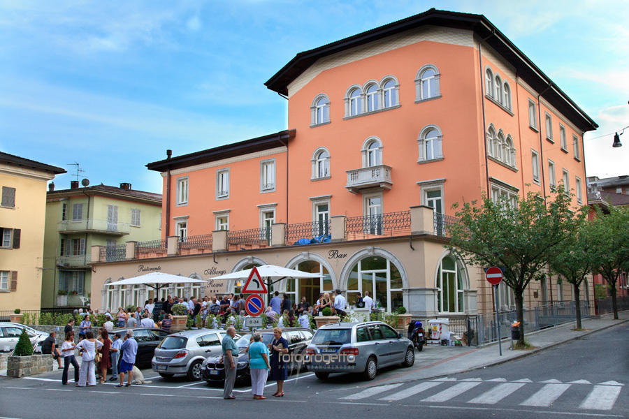 Albergo Roma Борго-Валь-ди-Таро Экстерьер фото