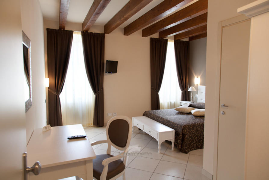 Albergo Roma Борго-Валь-ди-Таро Номер фото